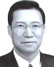 曹爾忠委員照片