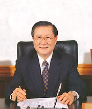 饒穎奇委員照片