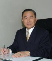 余騰芳委員照片